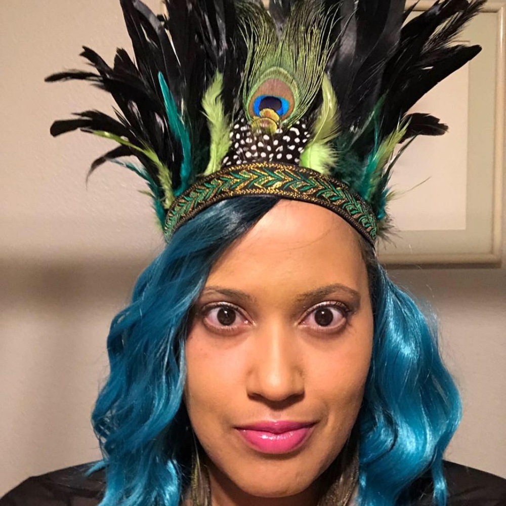 Meet your Posher, Arianna - DigitalDiskette Closet